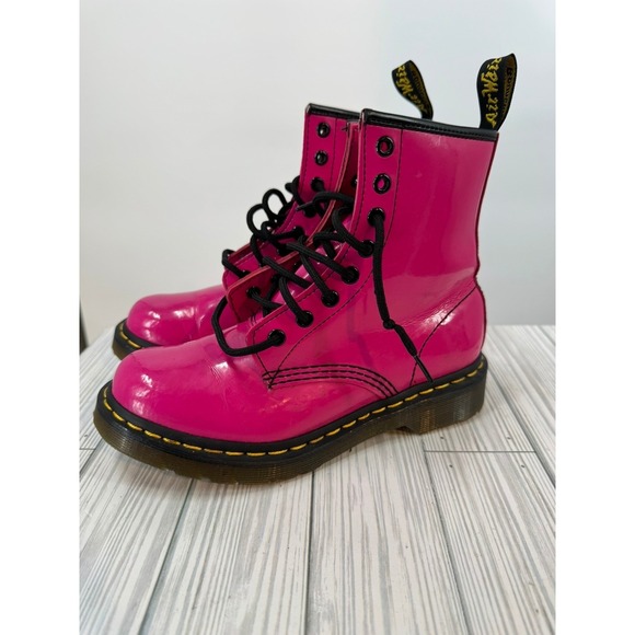 Dr Martens 1460W Hot Pink Patent Leather Lace Up Combat Boots Women's Size 6 - Picture 4 of 14